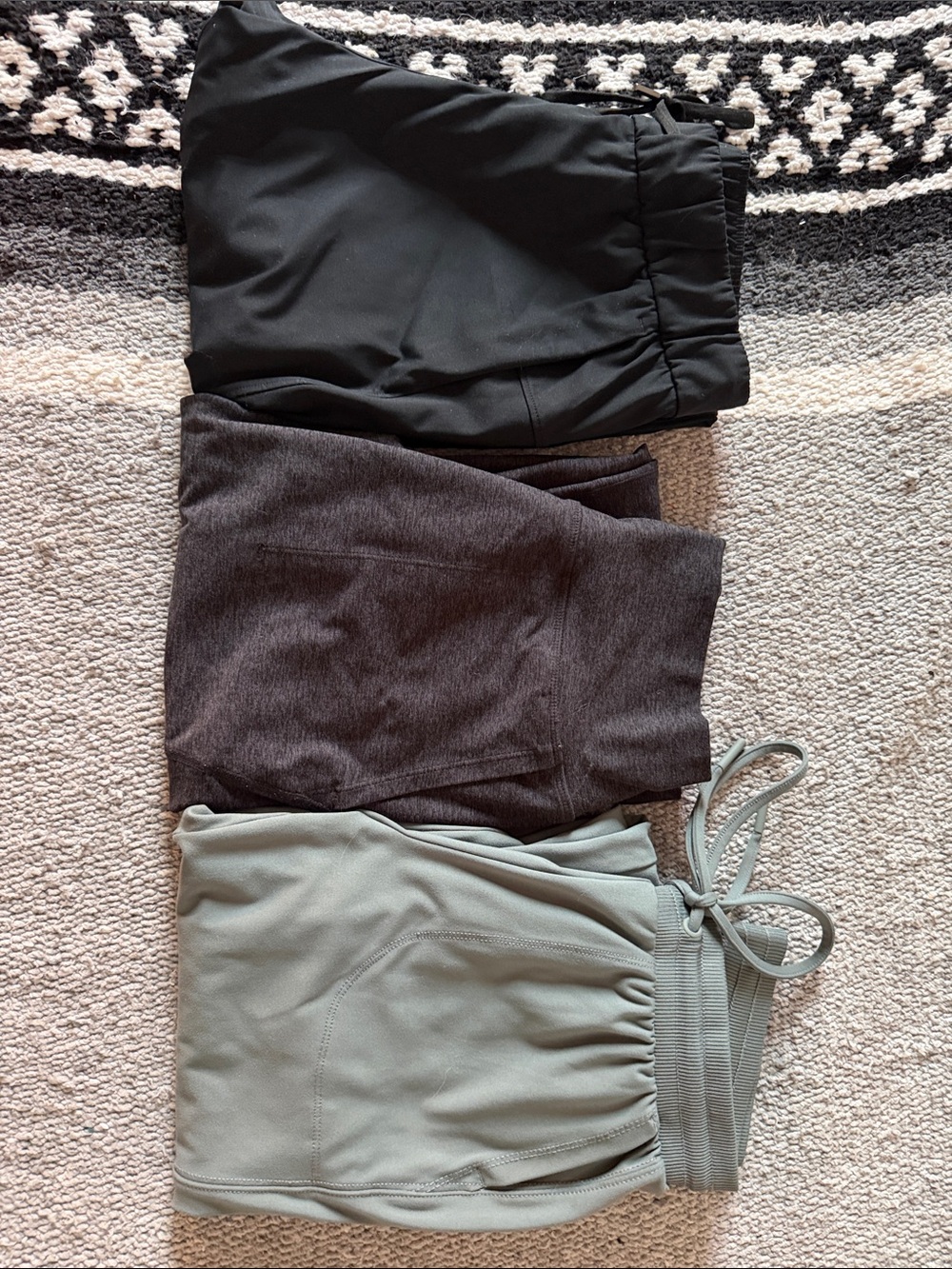 Women’s jogger set of 3 - Black, Charcoal, Grey
